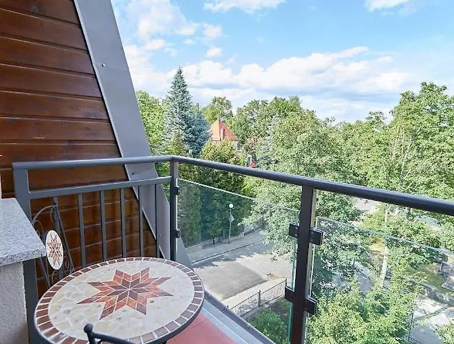 Laguna Lesna 25 Retro Przy Parku Zdrojowym アパート *