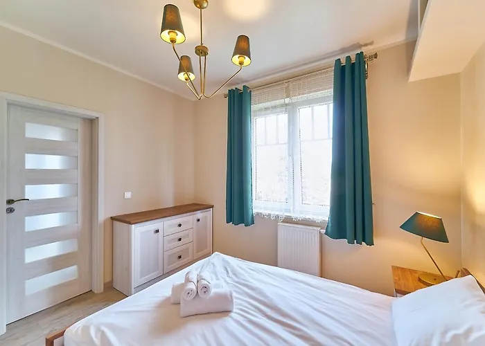 Laguna Lesna 25 Retro Przy Parku Zdrojowym * ポラニツァ・ズドゥルイ