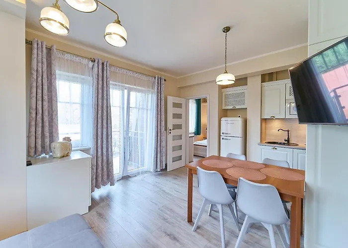 Laguna Lesna 25 Retro Przy Parku Zdrojowym アパート *