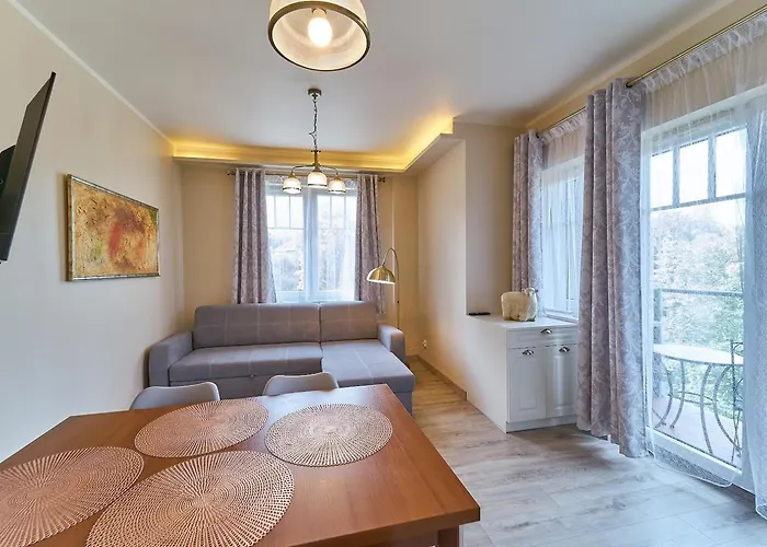 Laguna Lesna 25 Retro Przy Parku Zdrojowym * ポラニツァ・ズドゥルイ